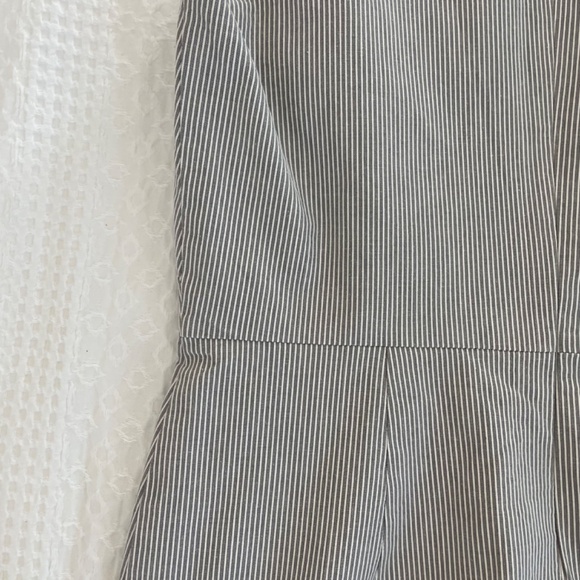 Banana Republic Seersucker Shift Dress - Picture 10 of 14